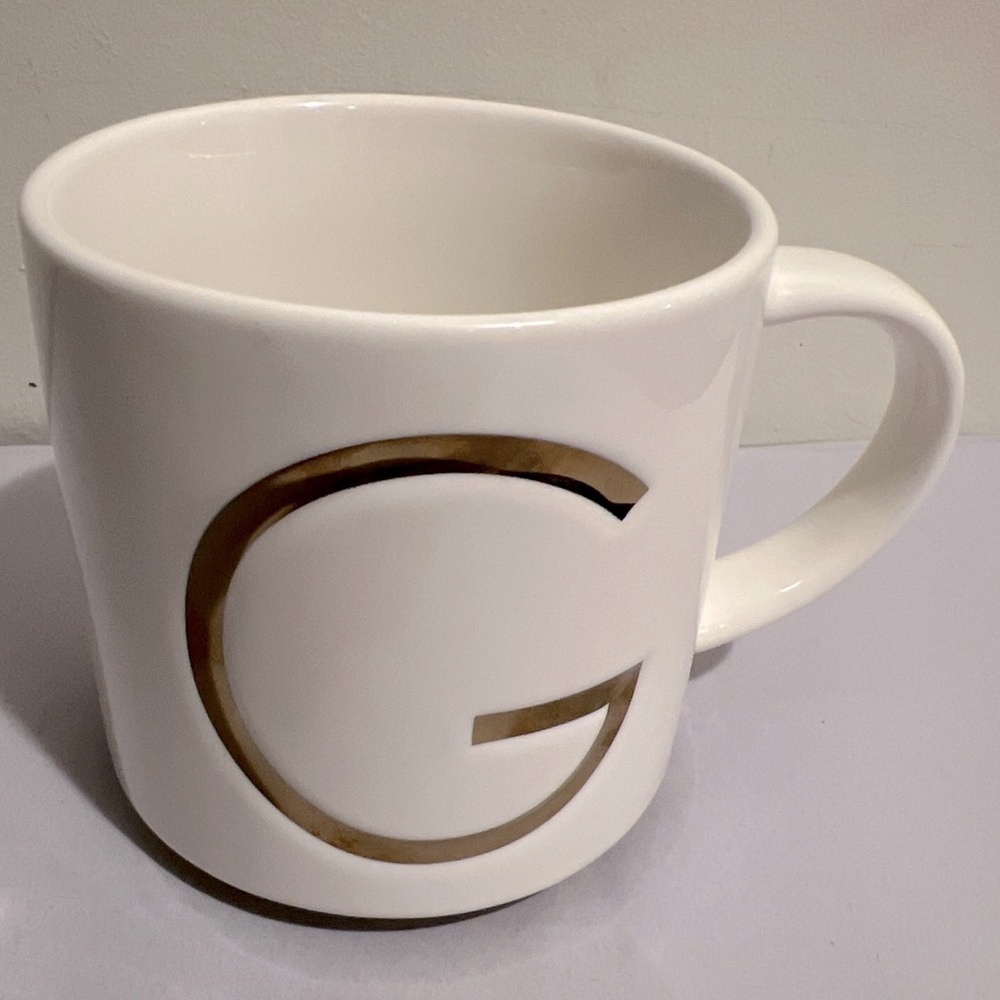 WILLIAMS SONOMA CA Initial Mug Letter G Monogram Coffee Tea Cup White Gold 16 Oz
